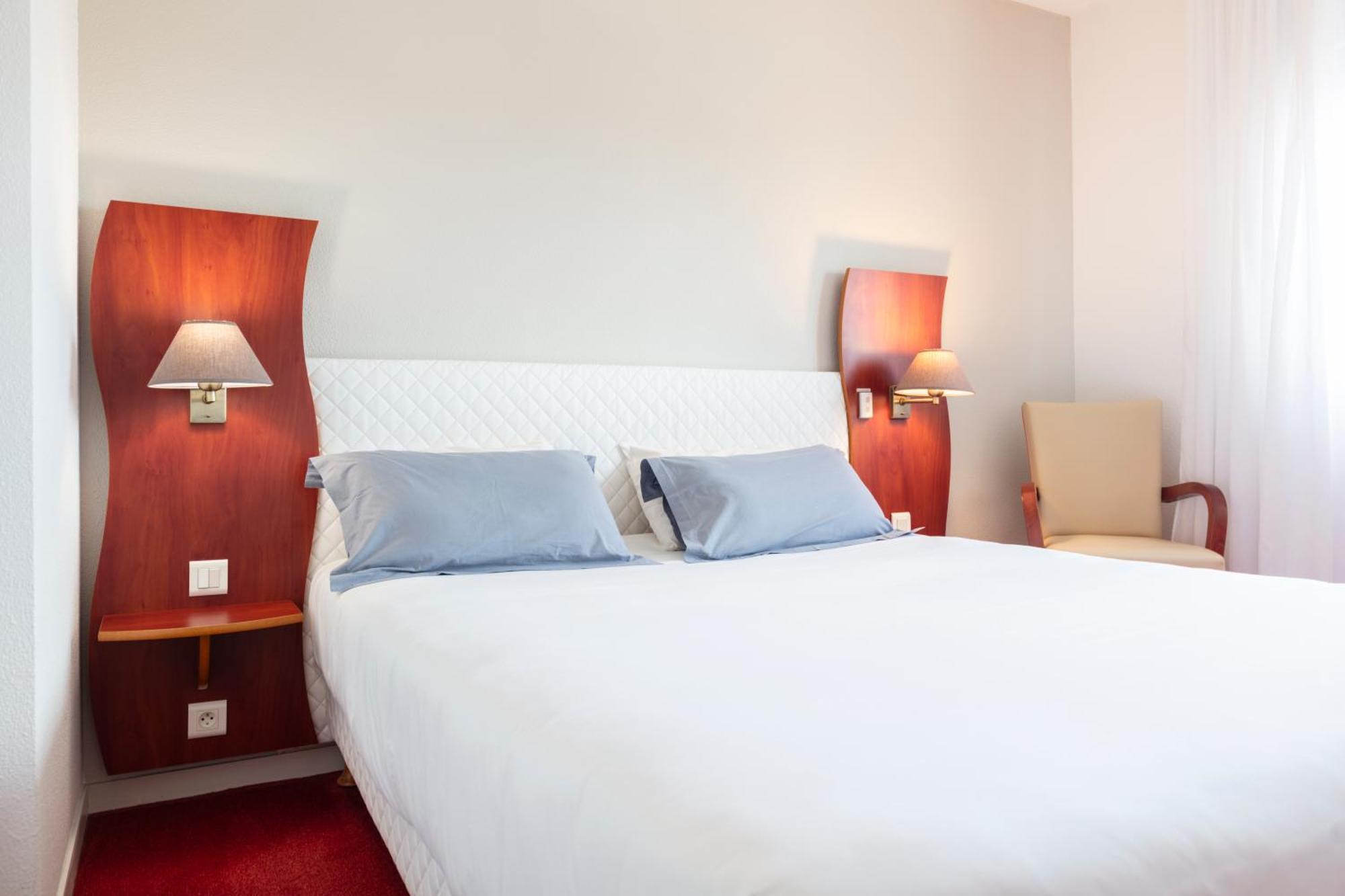 Artemis Hotel & Spa Bistro Coquet Brioude Quarto foto