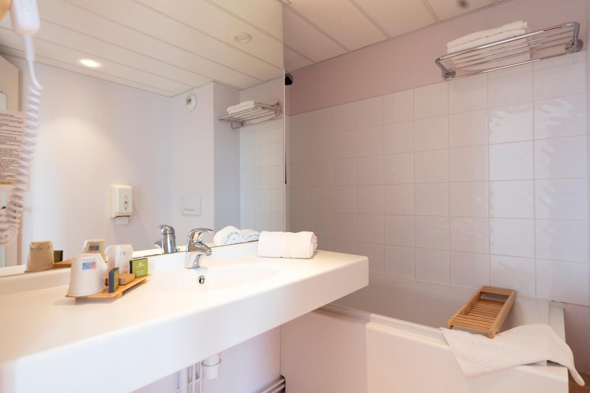 Artemis Hotel & Spa Bistro Coquet Brioude Quarto foto