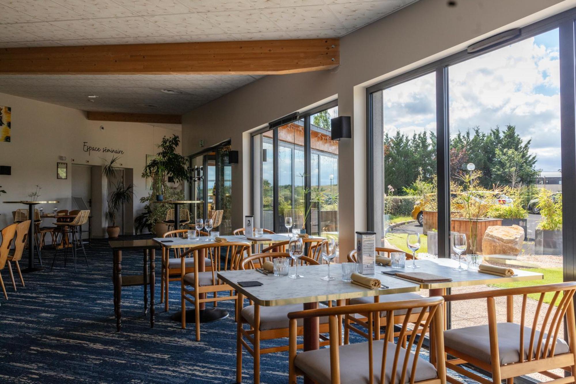 Artemis Hotel & Spa Bistro Coquet Brioude Exterior foto